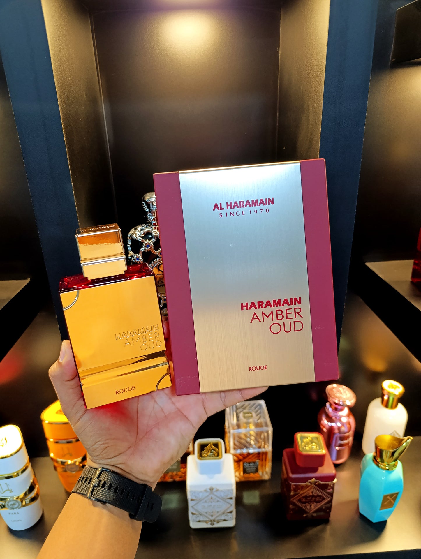 Al Haramain Amber Oud Rouge en Estuche de Lujo