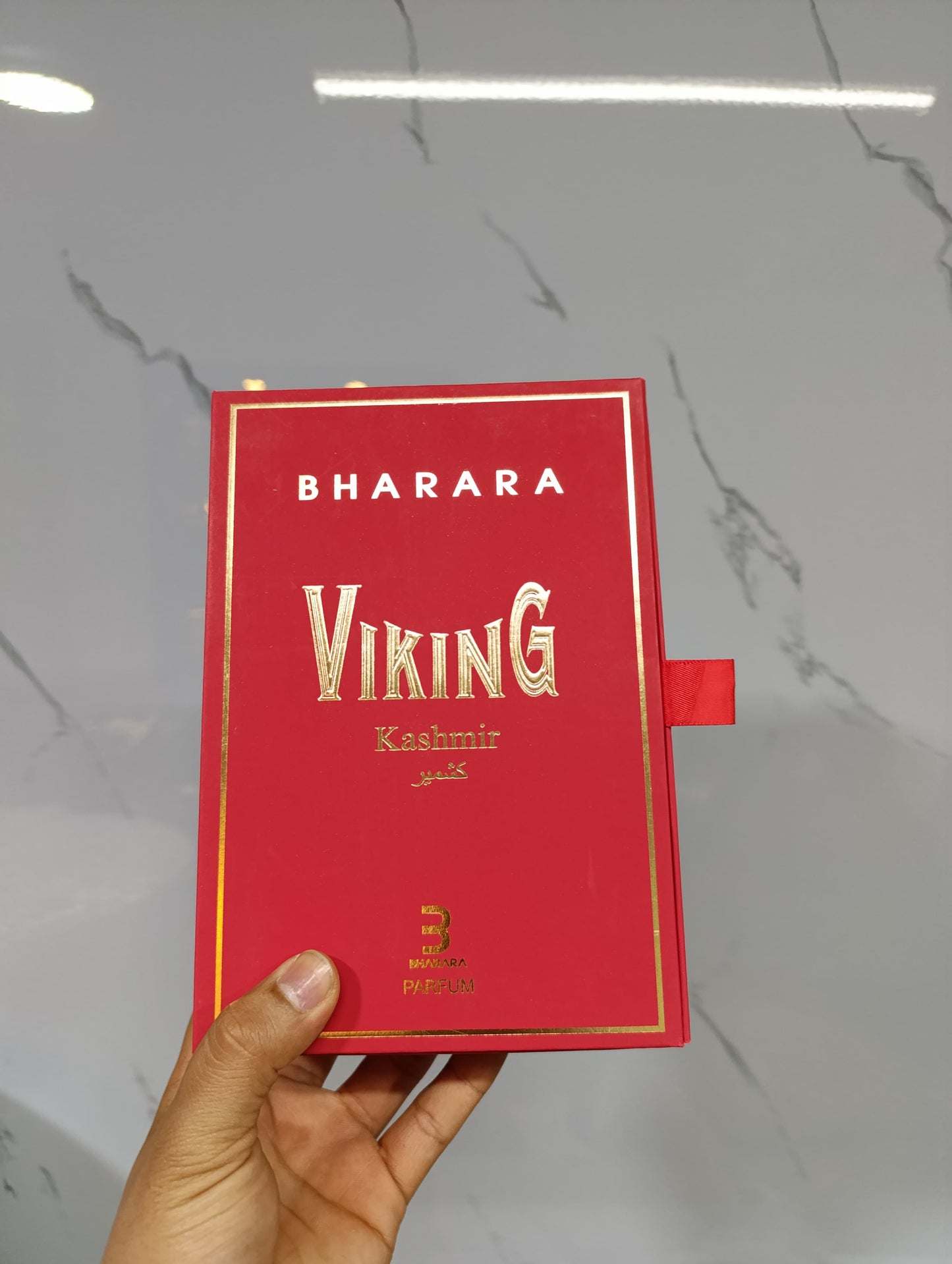 Bharara Viking Kashmir en Estuche de Lujo